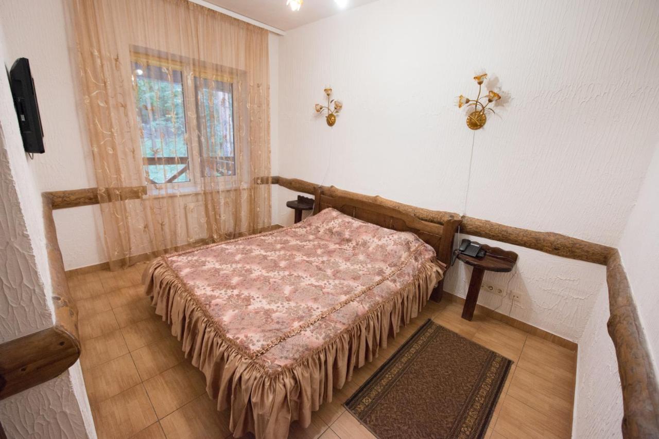 Oazis-M Otel Babin Dış mekan fotoğraf