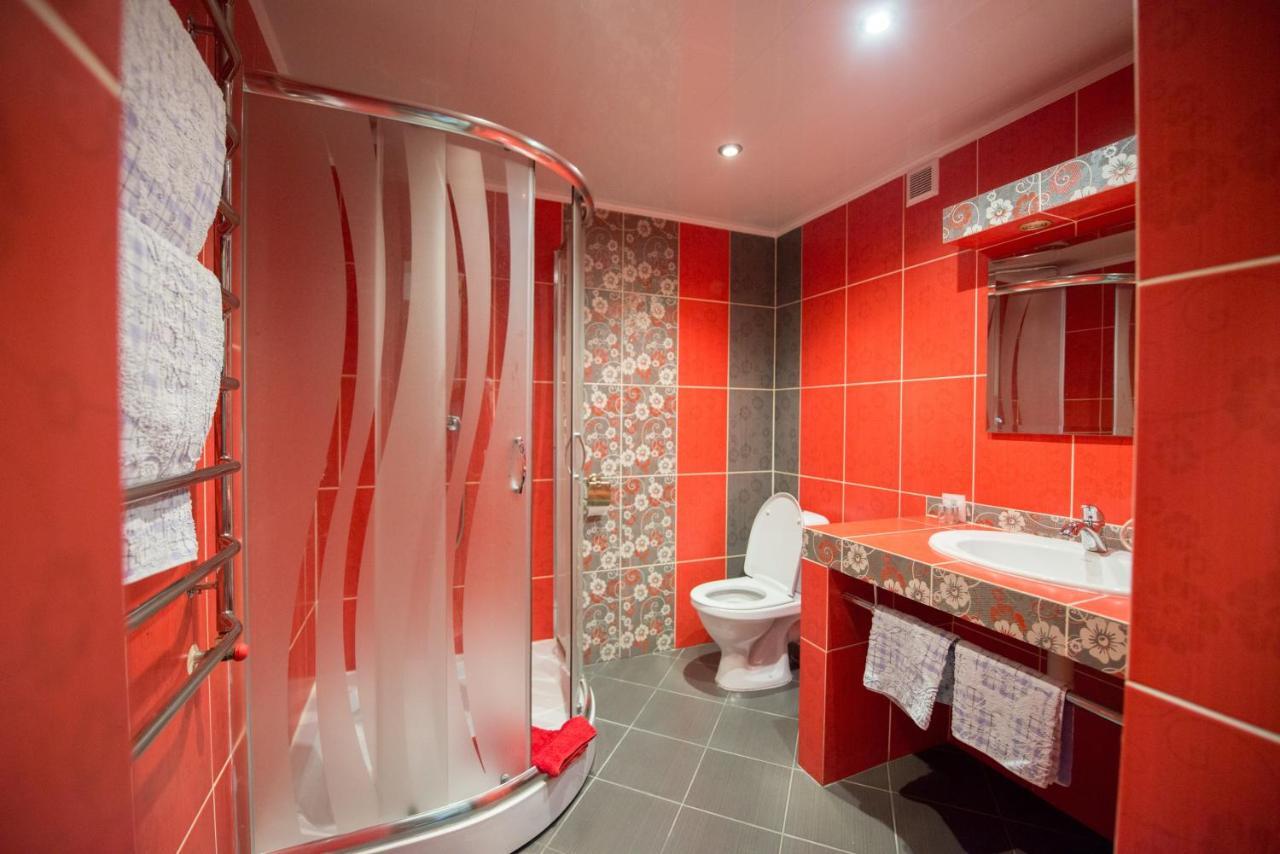 Oazis-M Otel Babin Dış mekan fotoğraf